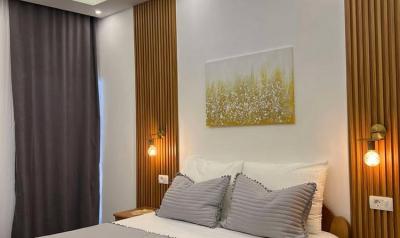 Golden Sun Apartments