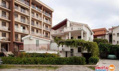 Apartmani Mira 